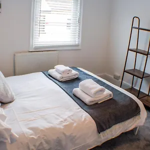 https://st-marys-walk-house.yorkshirehotels.net